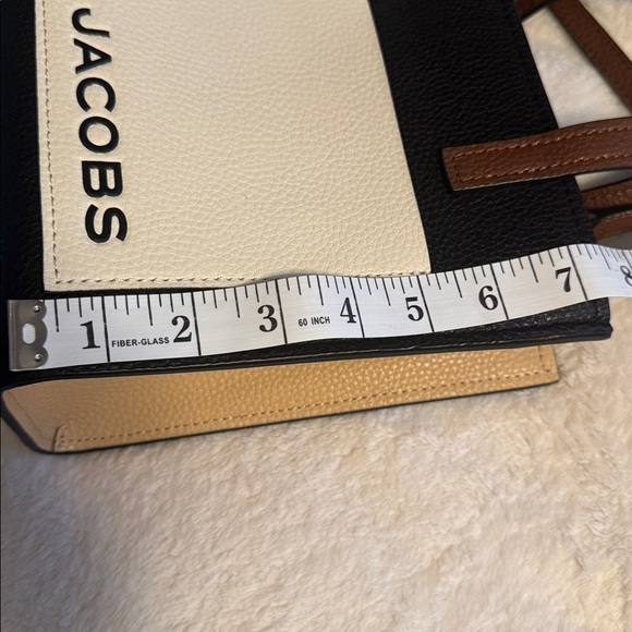 Marc Jacobs Black and Tan Women's Bag - Picture 8 of 9